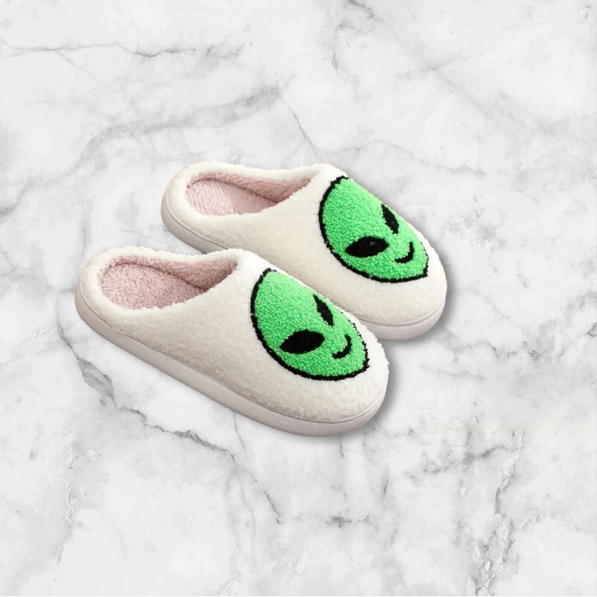 Alien Pantoffel
